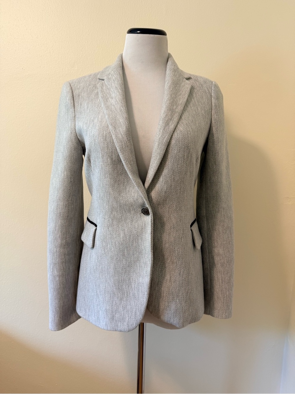 Zara Herringbone Gray Women's Tailored Blazer with Navy Elbow Patches